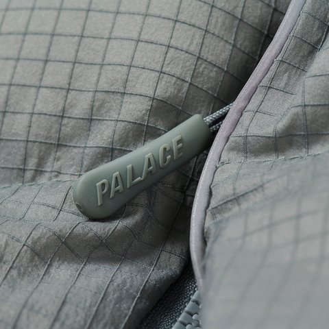 Palace RIPSTOP PUFFA GREY - Colorway